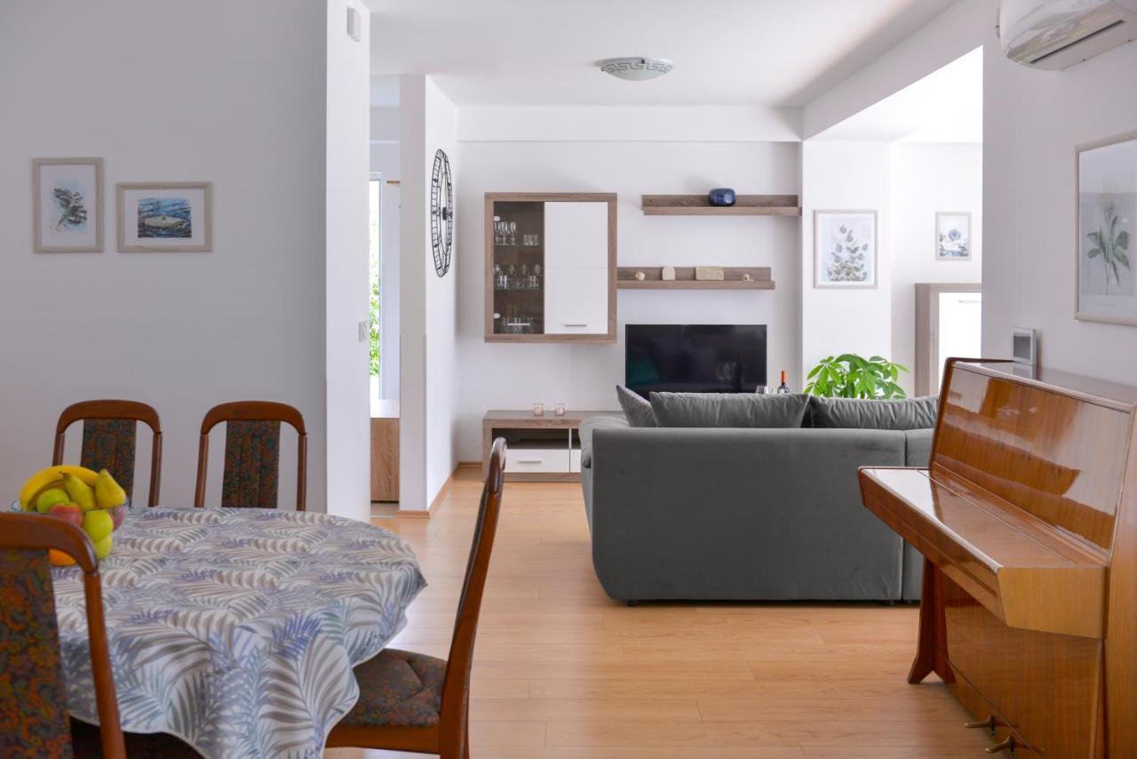 Apartment Piano リエカ エクステリア 写真