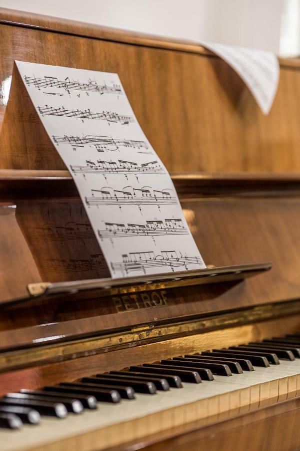 Apartment Piano リエカ エクステリア 写真